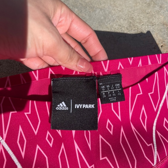 Adidas x Ivy Park biker shorts - Picture 2 of 4